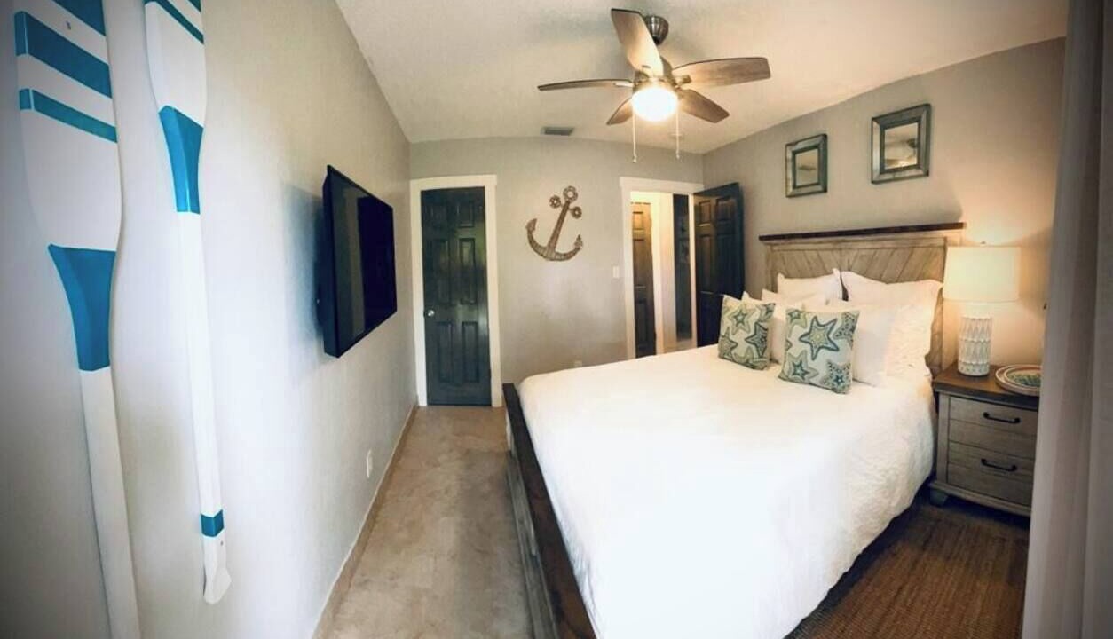 Photo of Bedroom in Harbordale