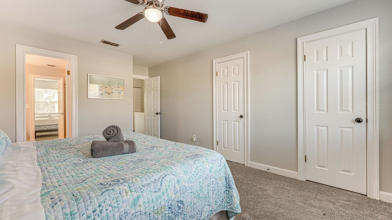 Photo of Bedroom in Dolphin's Cove
