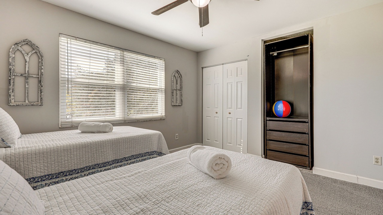 Photo of Bedroom in Dolphin's Cove