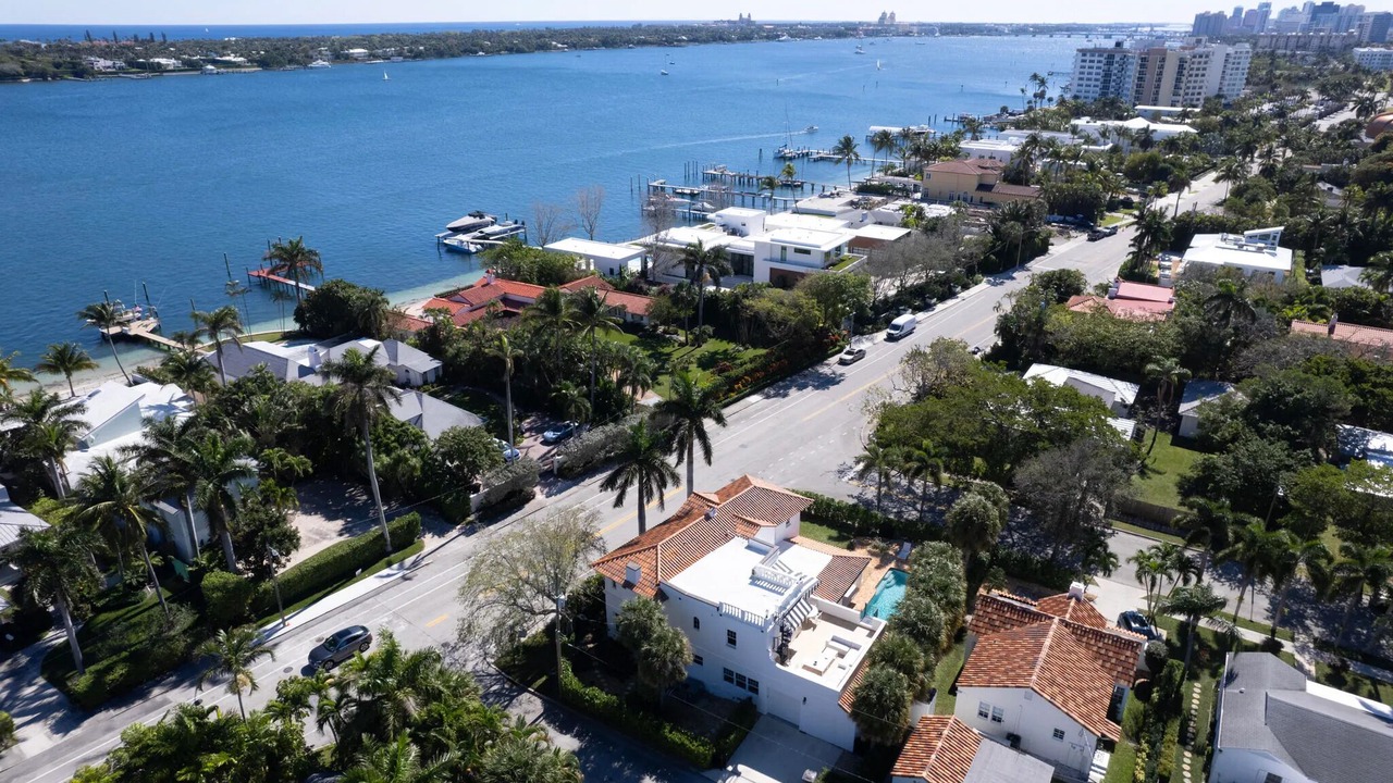 Photo of Outdoor in Palm Beach - West Palm Beach