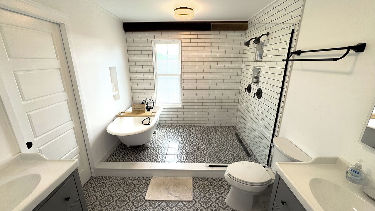 Photo of Bathroom in Memphis