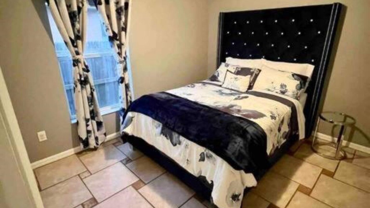 Photo of Bedroom in Thousand Oaks