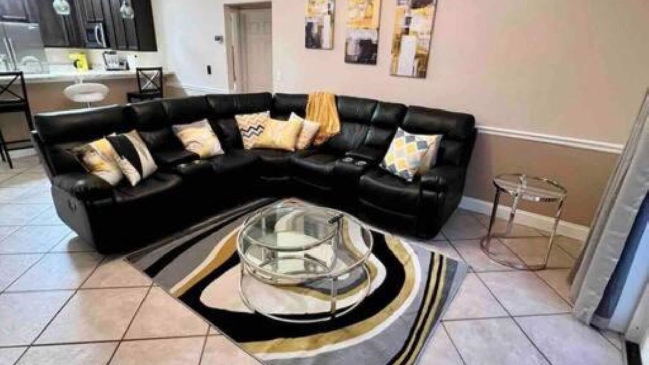 Photo of Livingroom in Thousand Oaks