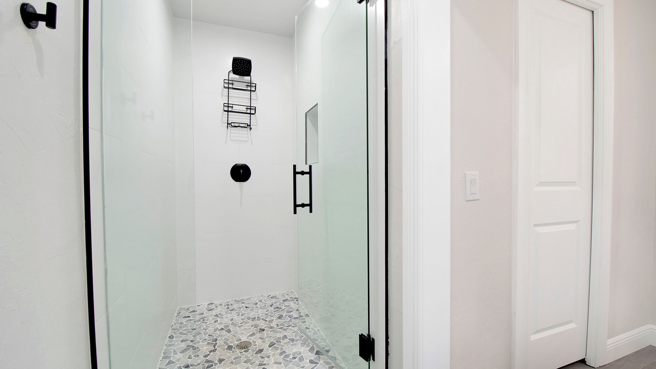 Photo of Bathroom in Isles of Capri