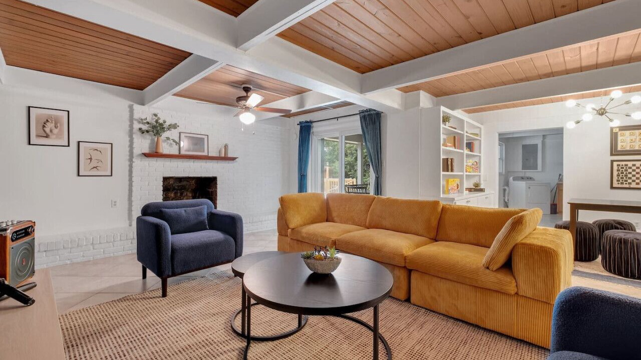 Photo of Livingroom in Tallahassee
