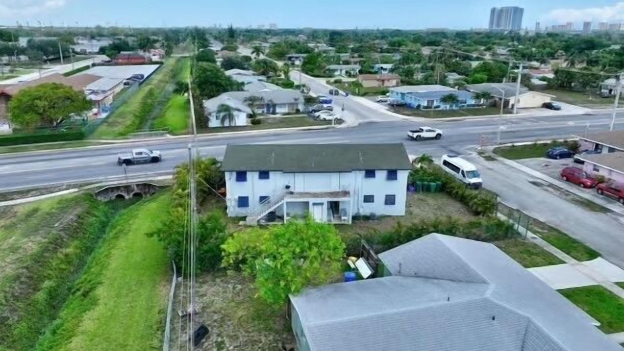 Photo of Outdoor in Riviera Beach
