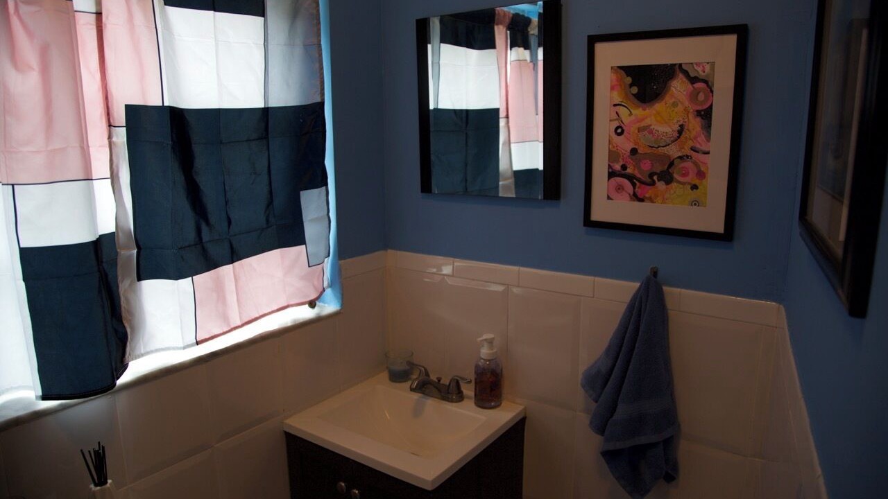 Photo of Bathroom in Surfside