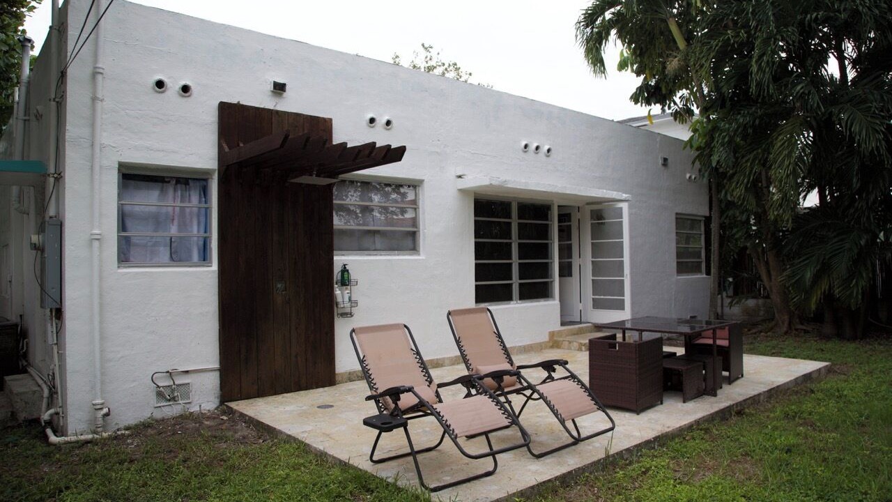 Photo of Patio Balcony in Surfside