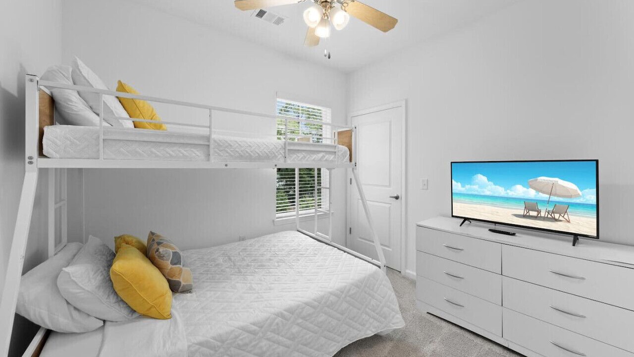 Photo of Bedroom in Orange Park