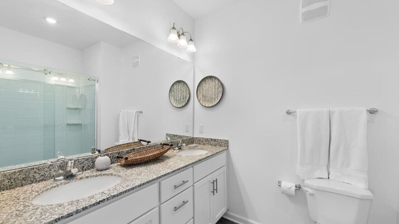 Photo of Bathroom in Orange Park