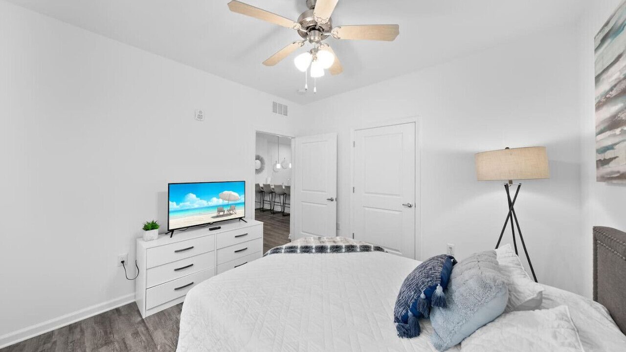 Photo of Bedroom in Orange Park