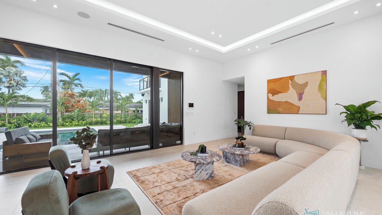 Photo of Livingroom in North Miami Beach