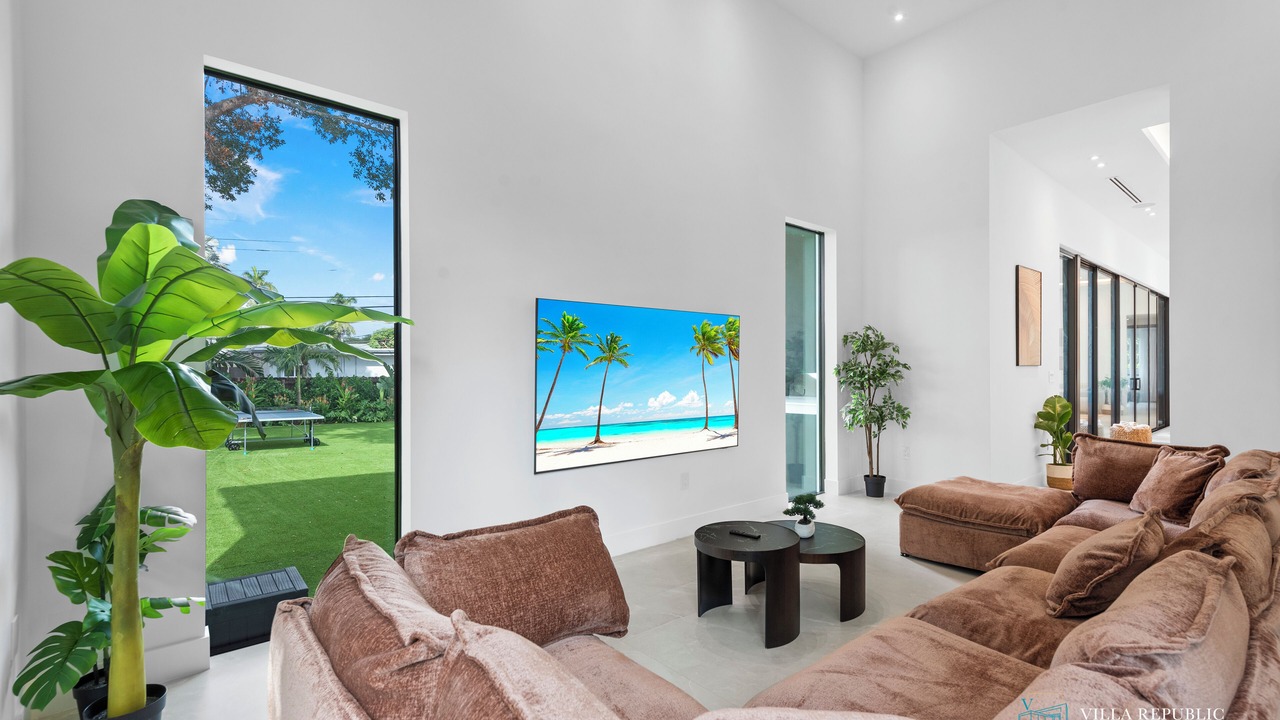 Photo of Livingroom in North Miami Beach