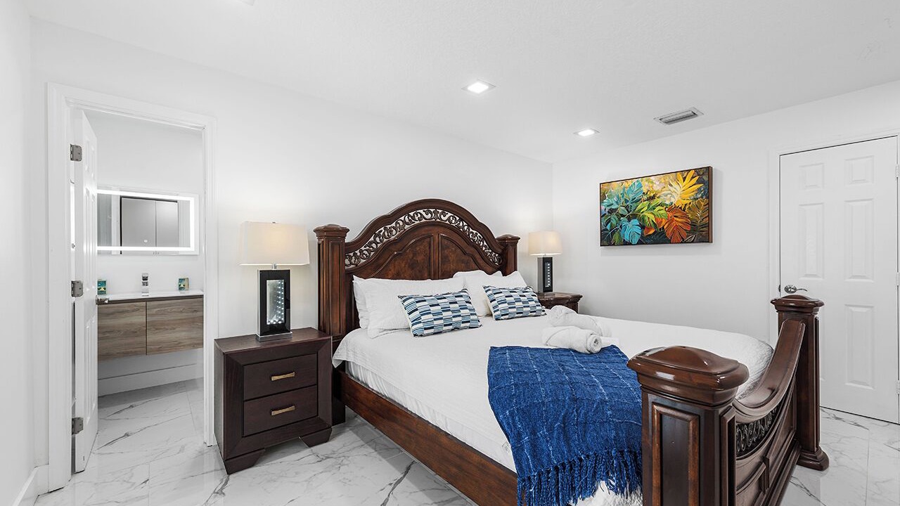 Photo of Bedroom in Homestead