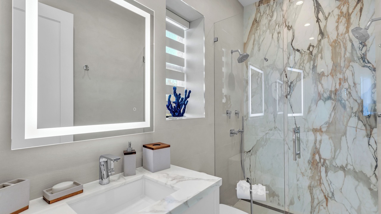 Photo of Bathroom in Marathon