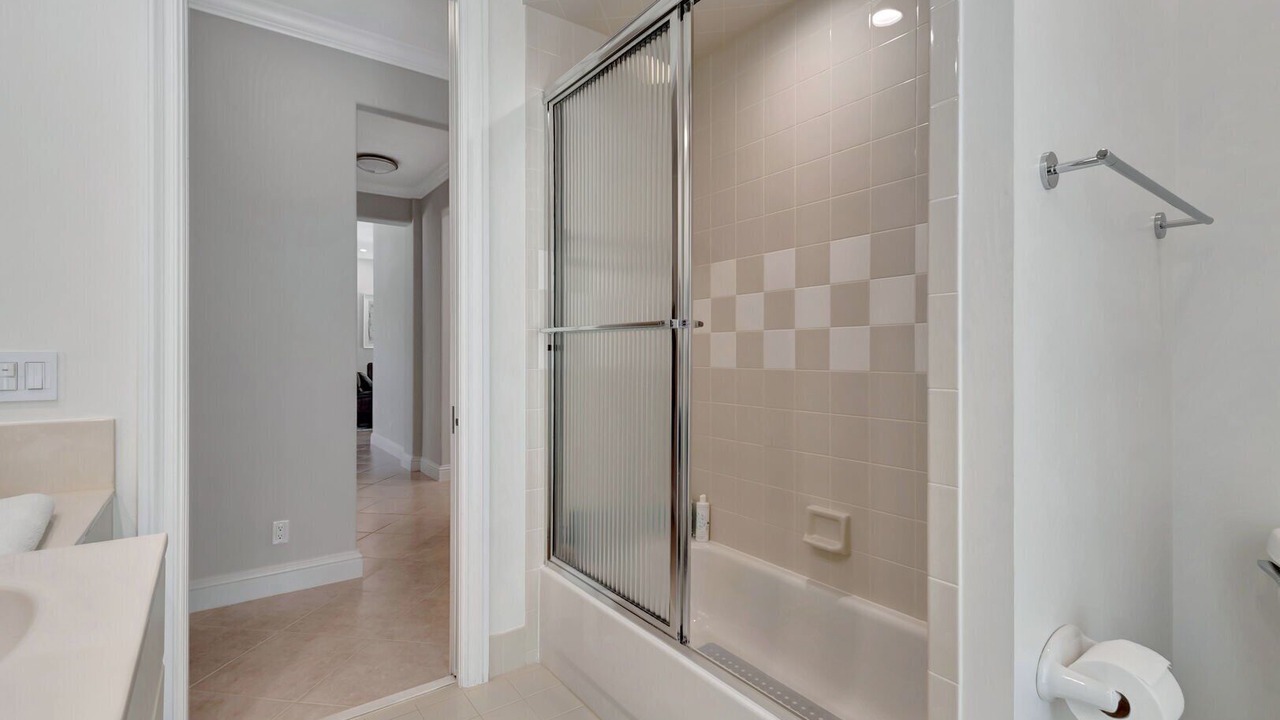 Photo of Bathroom in Lake Ida Shores