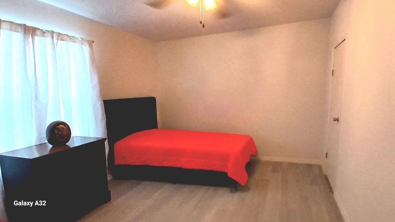 Photo of Bedroom in Wesley Chapel