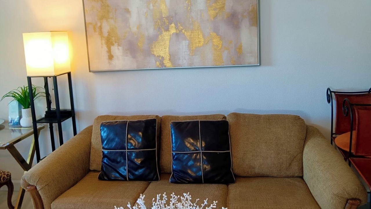 Photo of Livingroom in Venice Gardens