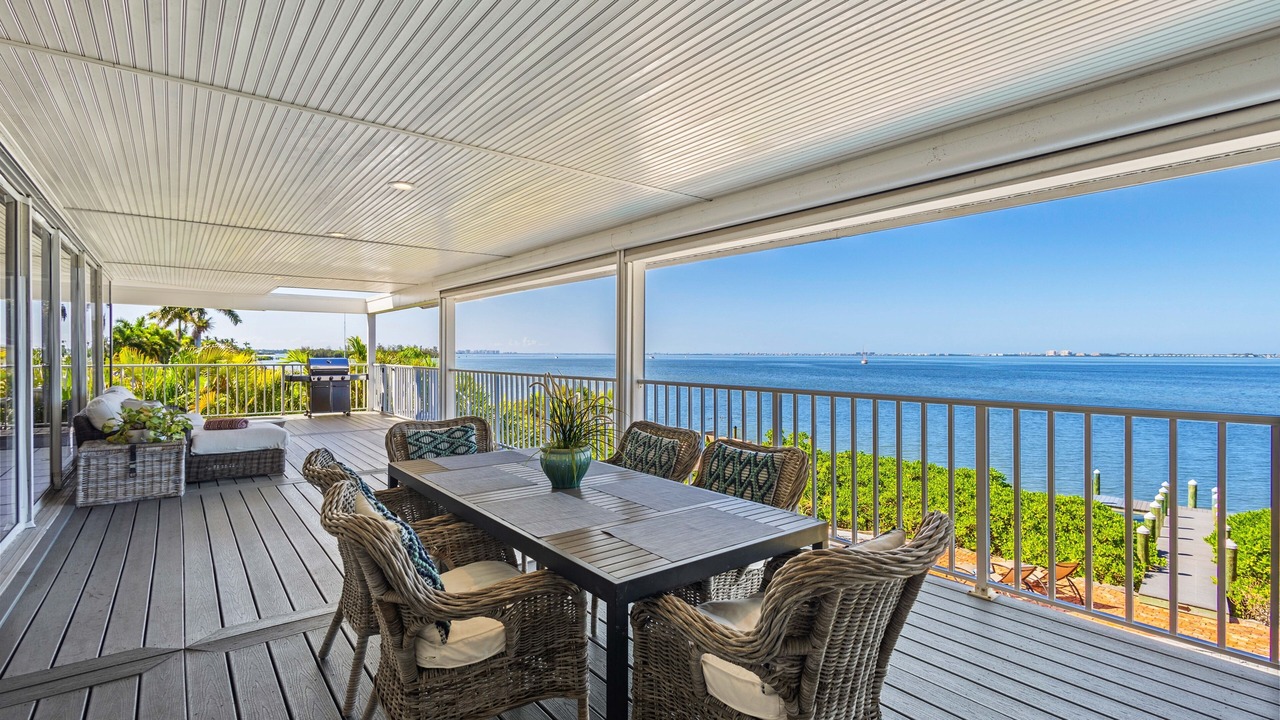 Photo of Outdoor in Bayshore Gardens