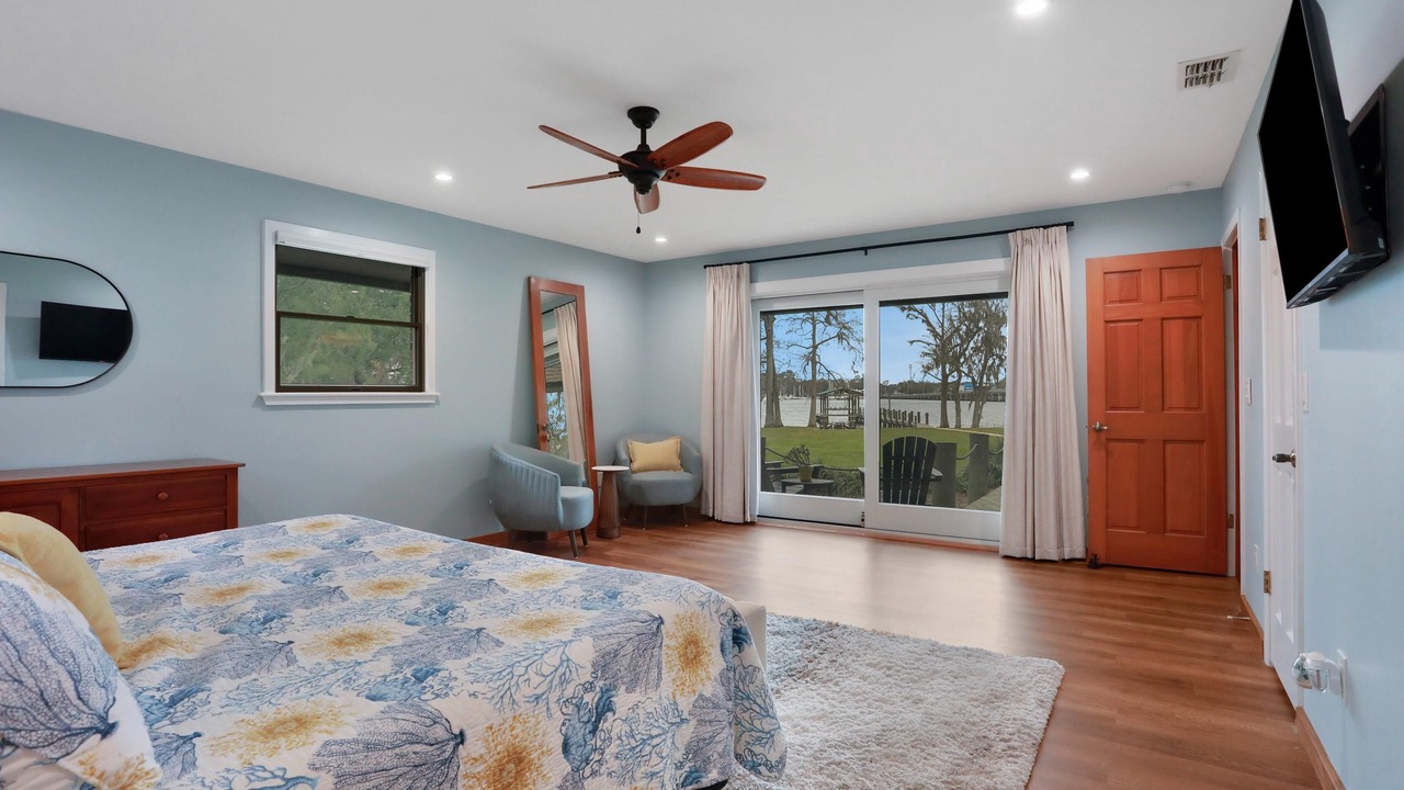 Photo of Bedroom in Fruit Cove