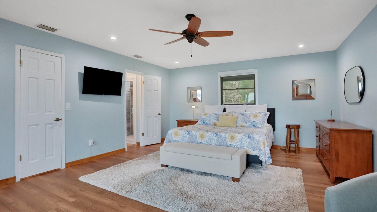 Photo of Bedroom in Fruit Cove
