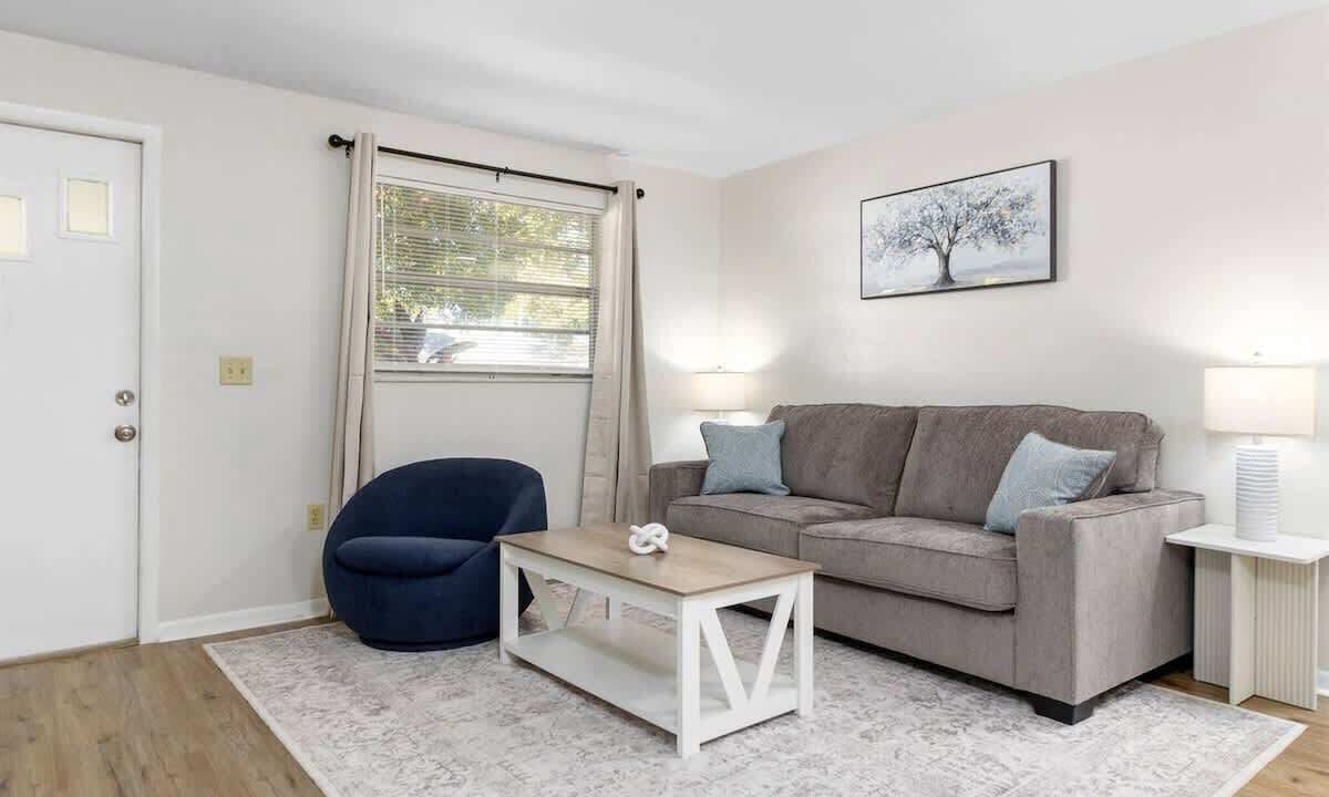 Photo of Livingroom in Downtown Zephyrhills