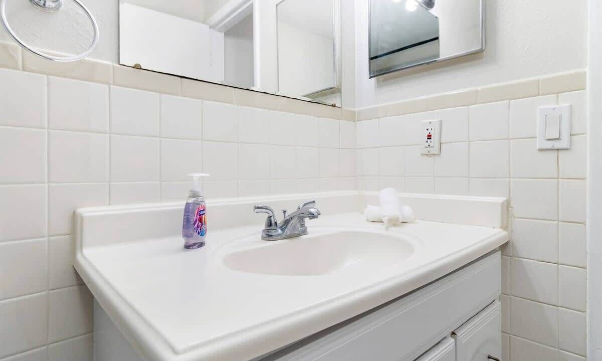 Photo of Bathroom in Downtown Zephyrhills