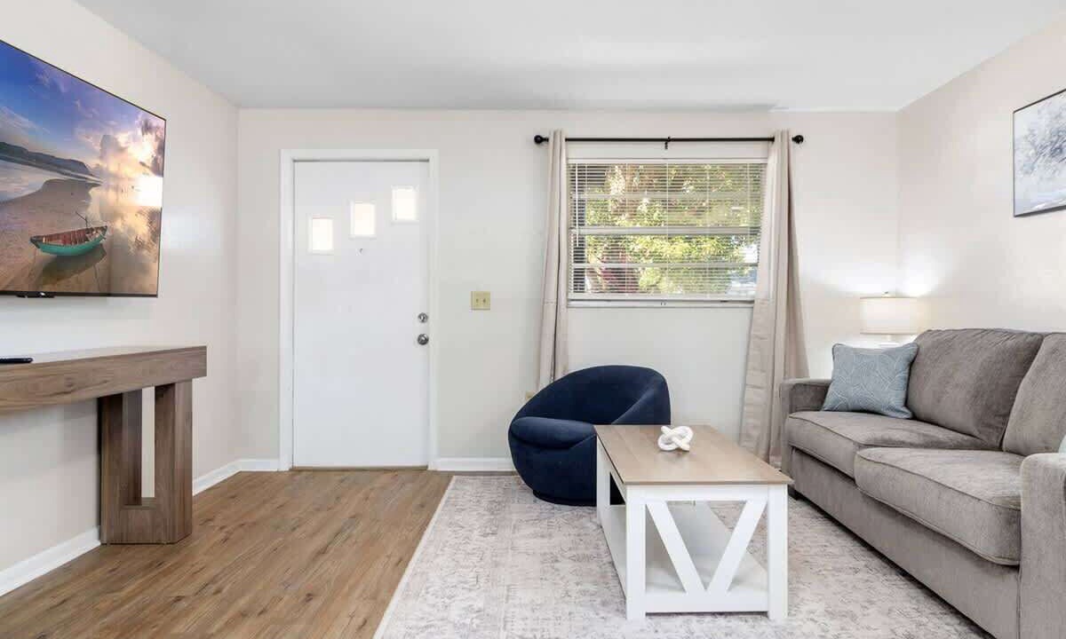 Photo of Livingroom in Downtown Zephyrhills