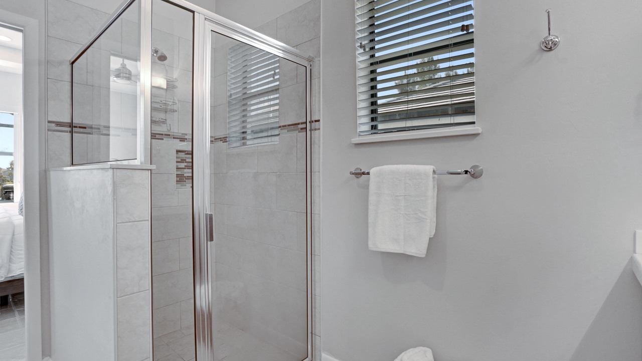 Photo of Bathroom in Pelican