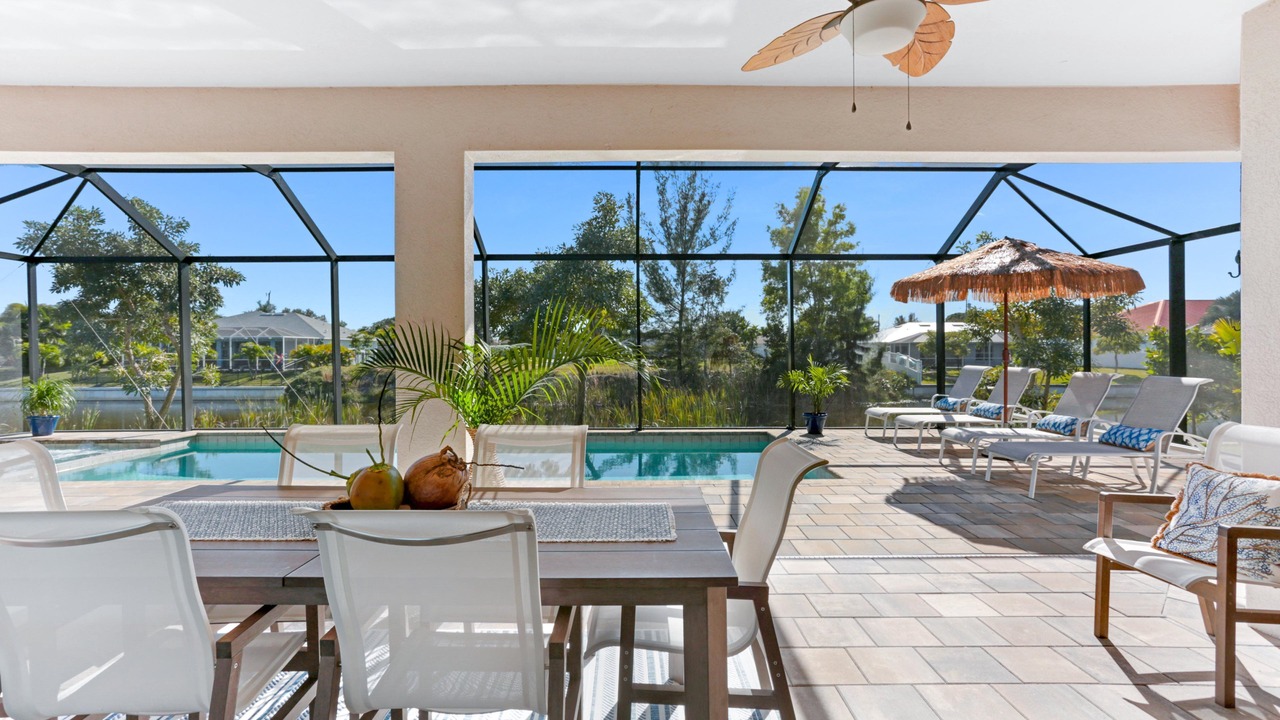 Photo of Outdoor in Pelican
