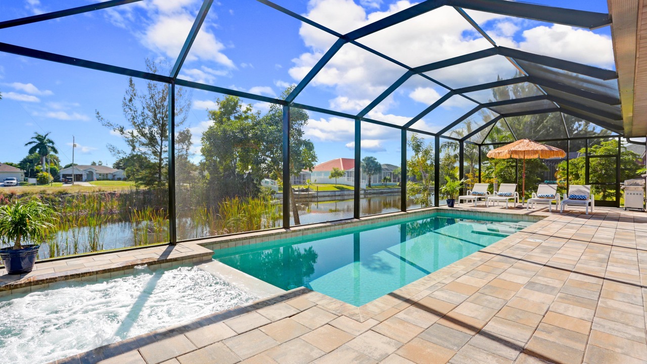 Photo of Outdoor in Pelican