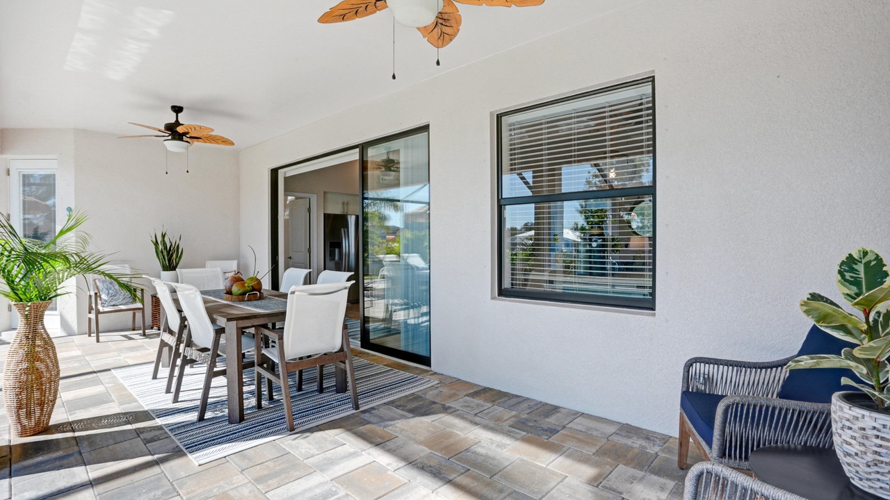 Photo of Outdoor in Pelican