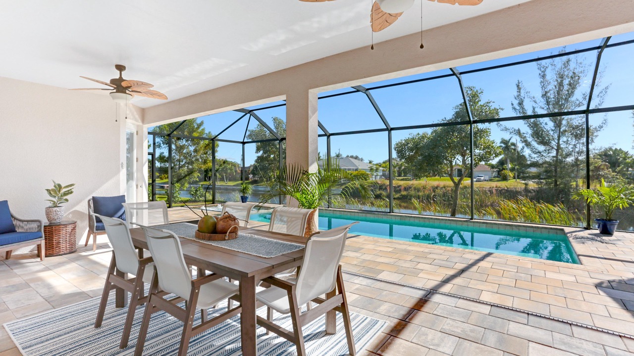 Photo of Outdoor in Pelican