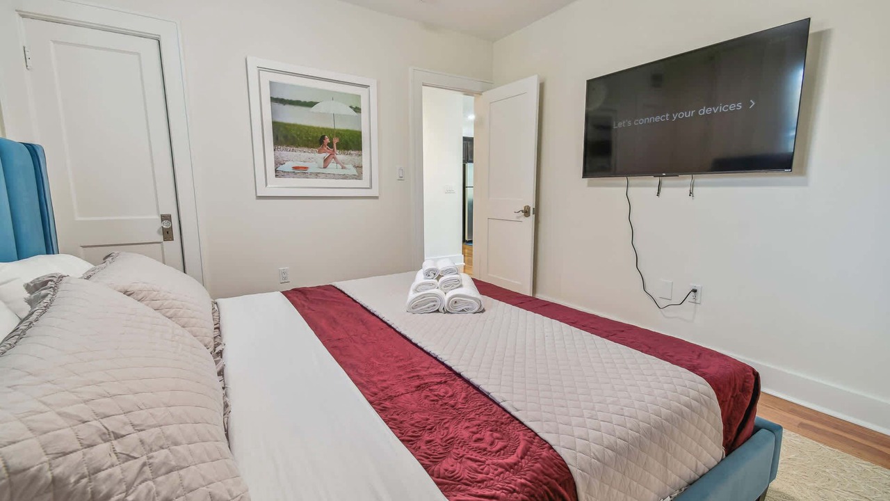 Photo of Bedroom in Crescent Lake