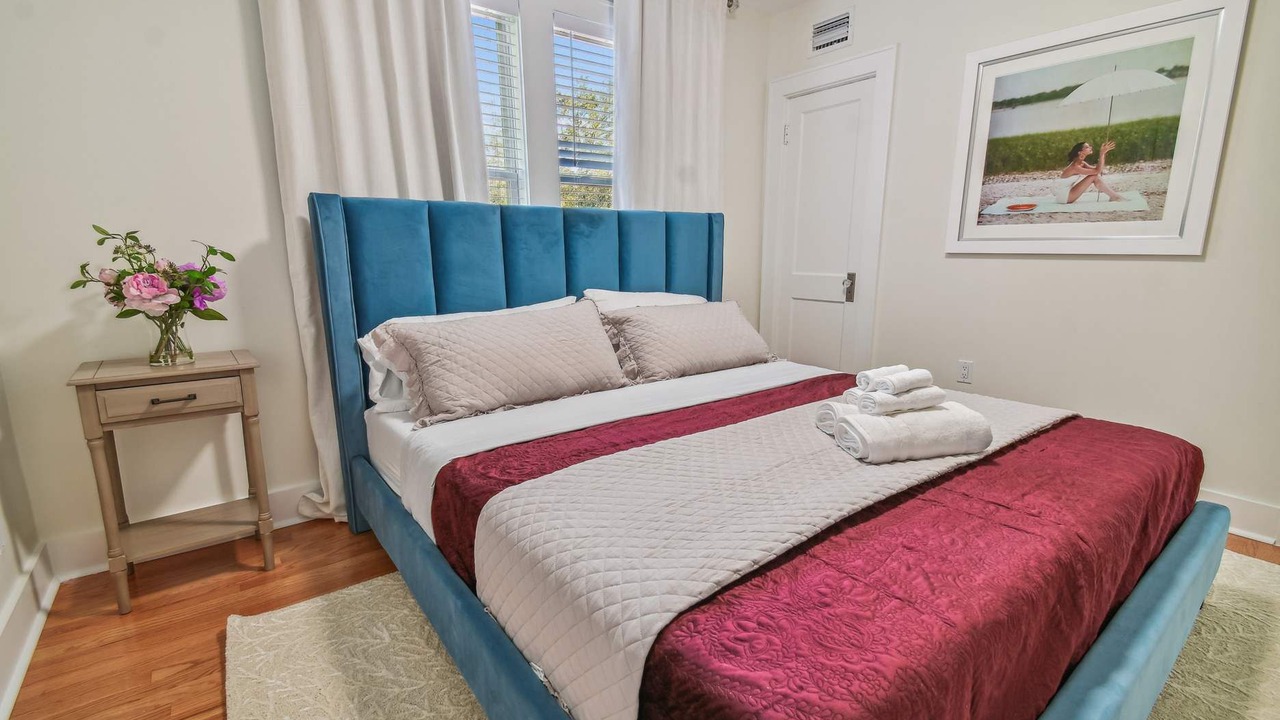 Photo of Bedroom in Crescent Lake
