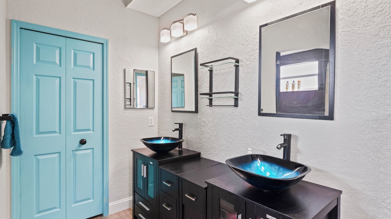 Photo of Bathroom in Hudson