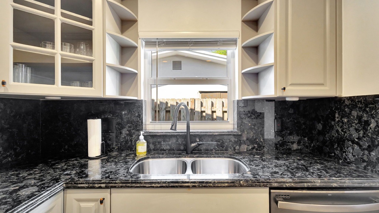 Photo of Kitchen in Hunt Club