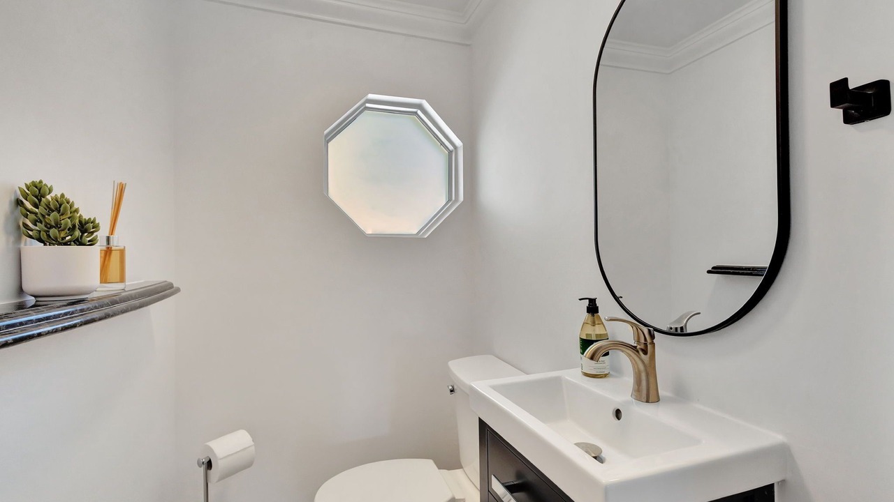 Photo of Bathroom in Hunt Club