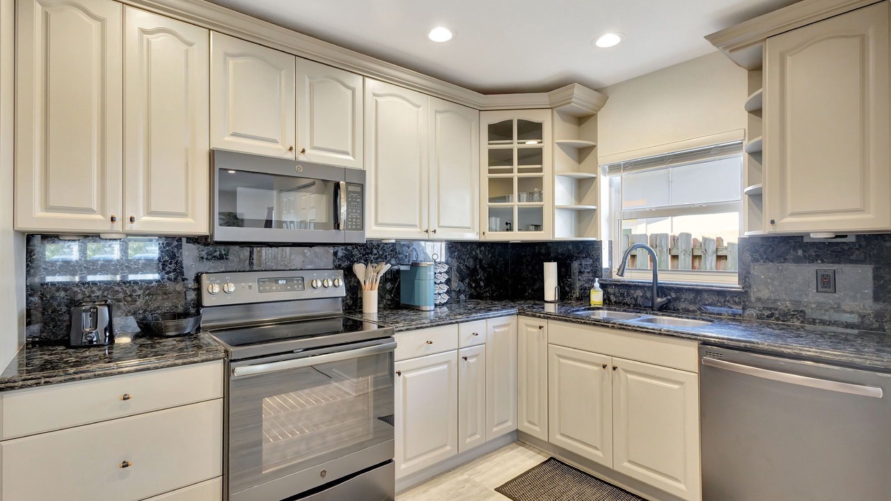 Photo of Kitchen in Hunt Club