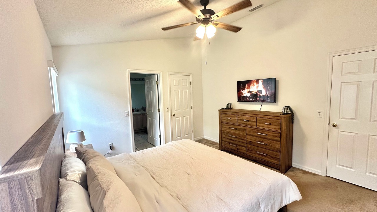Photo of Bedroom in Westbury