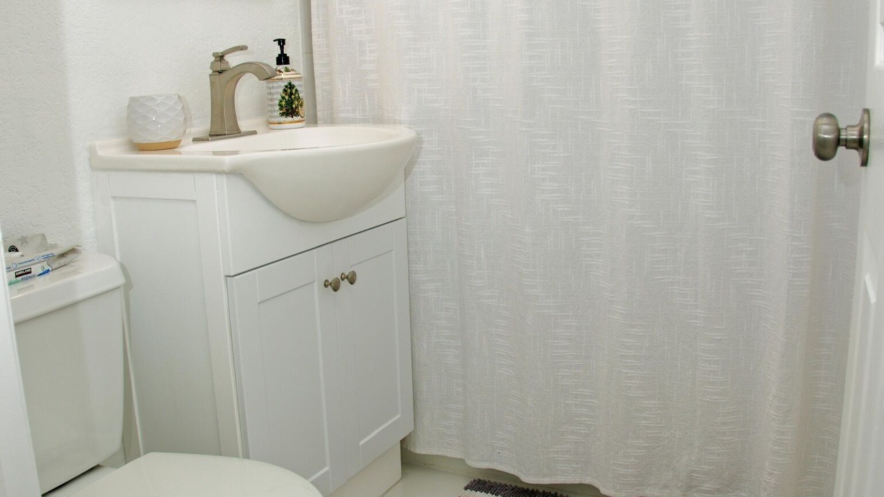Photo of Bathroom in Miami Springs