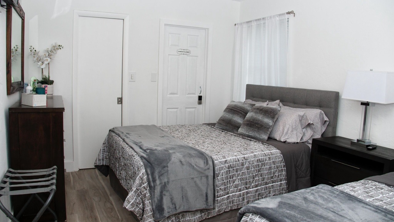 Photo of Bedroom in Miami Springs