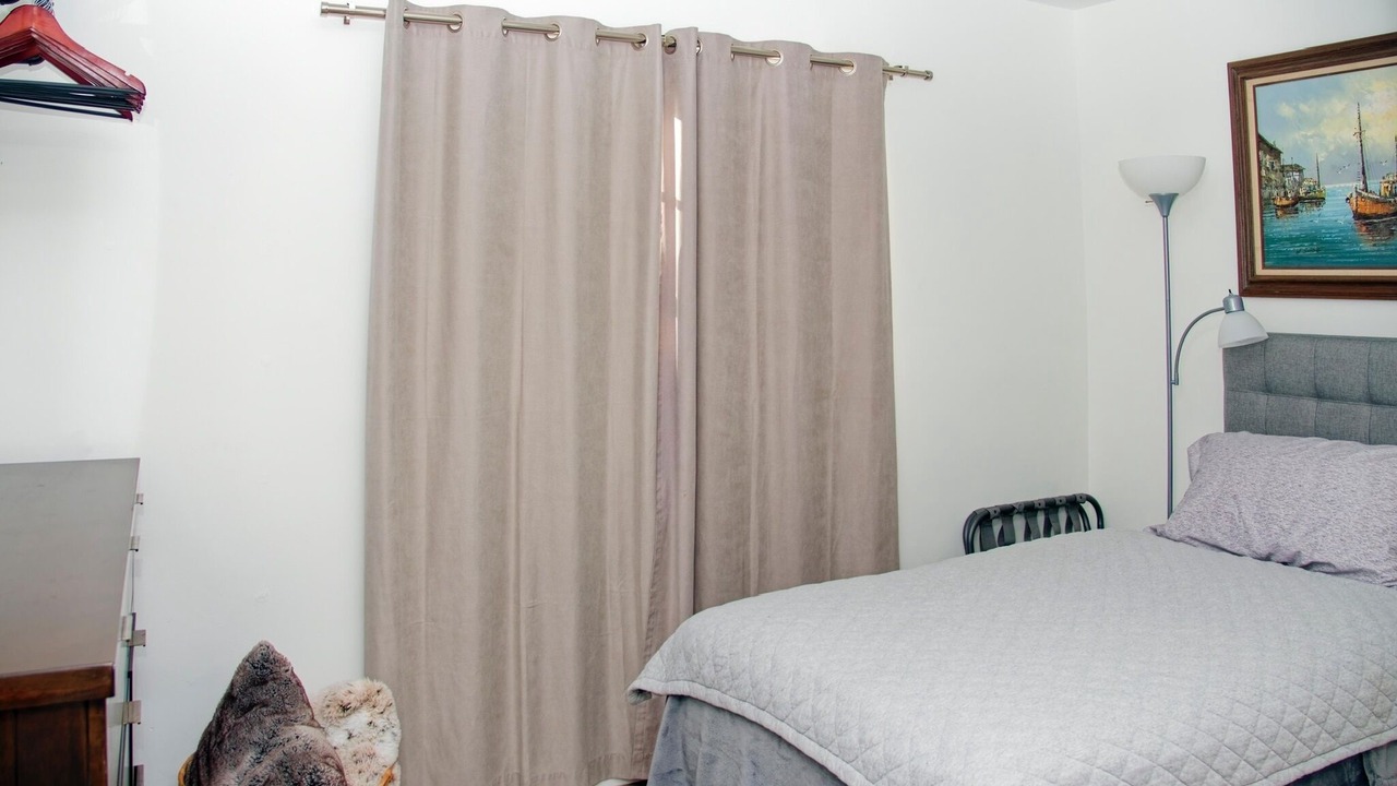 Photo of Bedroom in Miami Springs