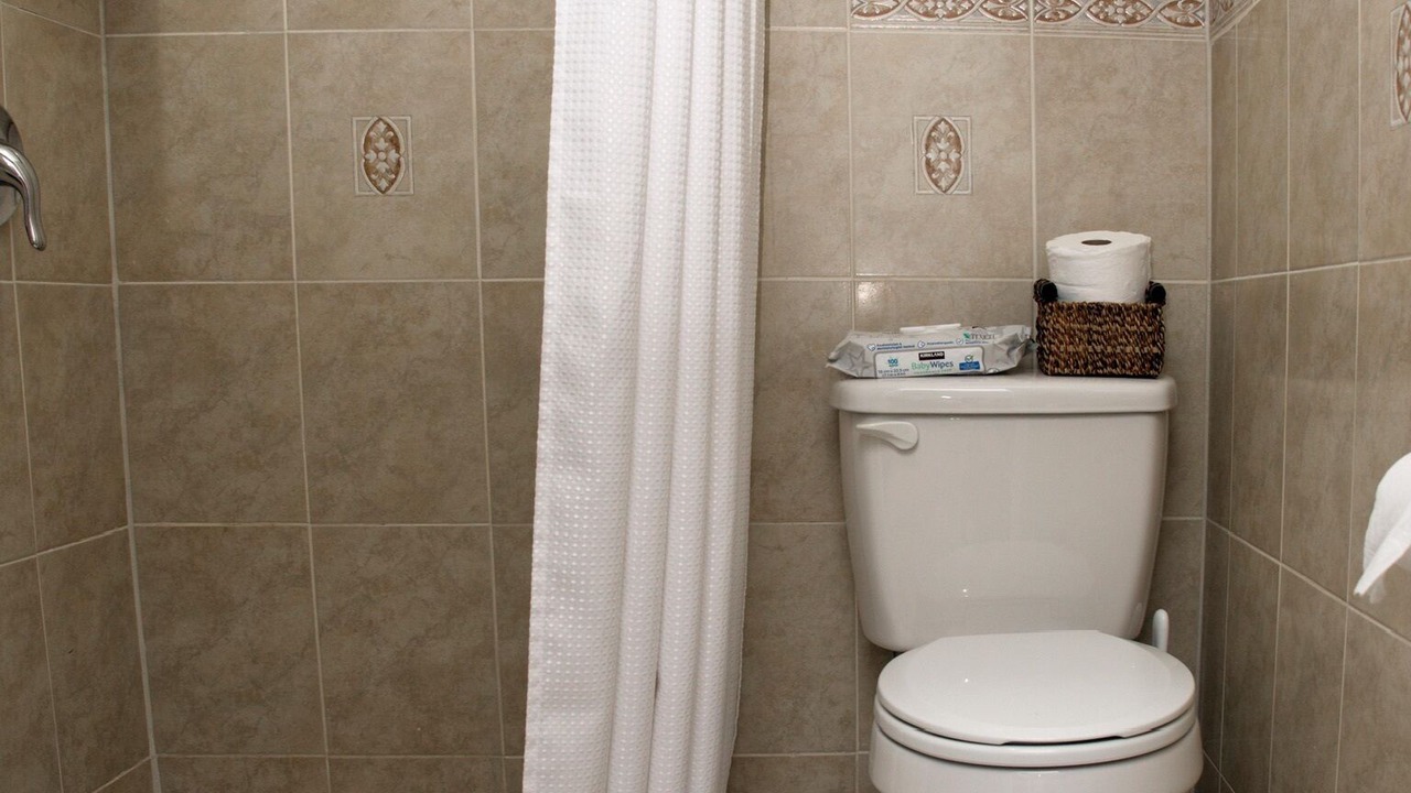 Photo of Bathroom in Miami Springs
