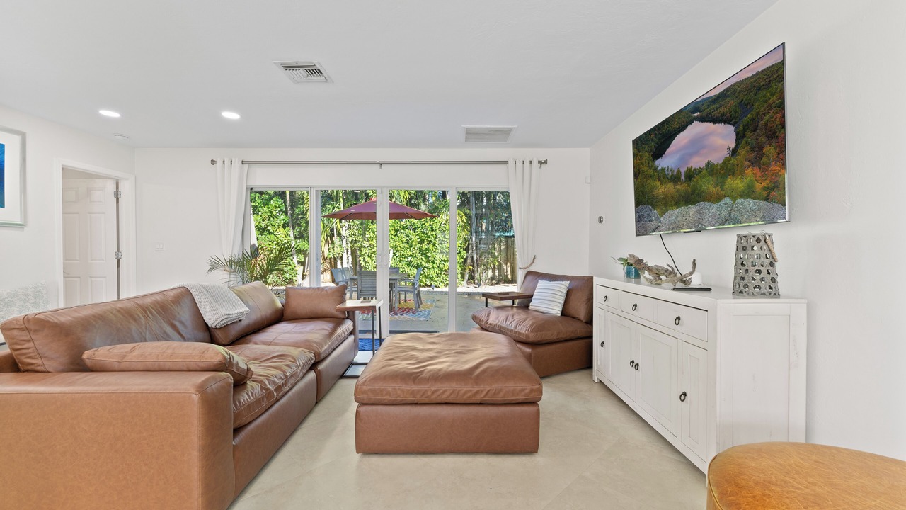 Photo of Livingroom in Florida North Atlantic Coast