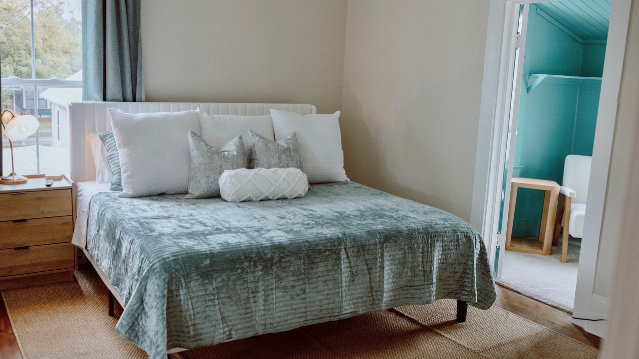 Photo of Bedroom in Downtown Historic District