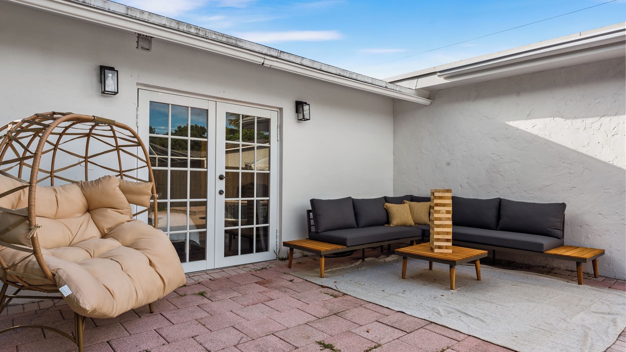 Photo of Patio Balcony in Imperial Point