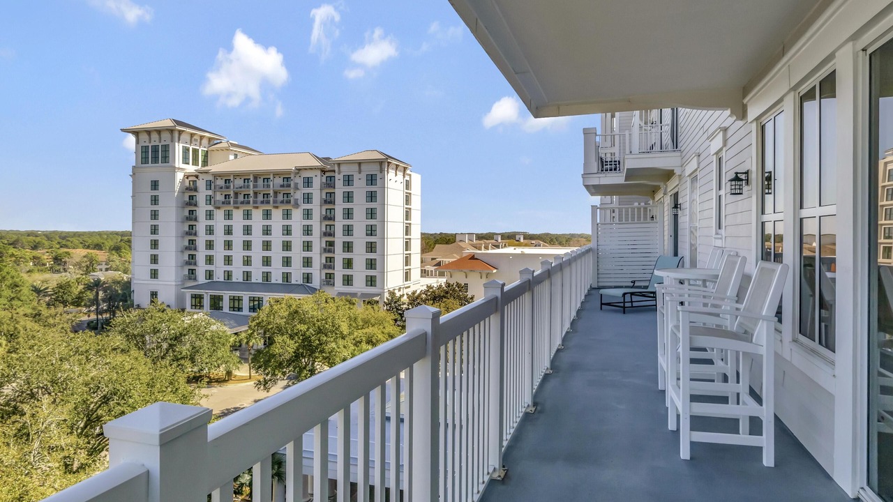 Photo of Outdoor in Baytowne Wharf