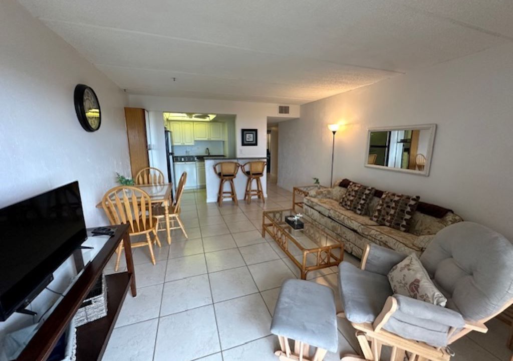 Photo of Livingroom in Ormond Shores Estates