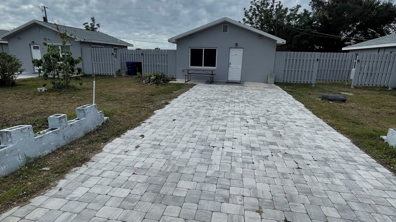 Photo of Outdoor in Warm Mineral Springs